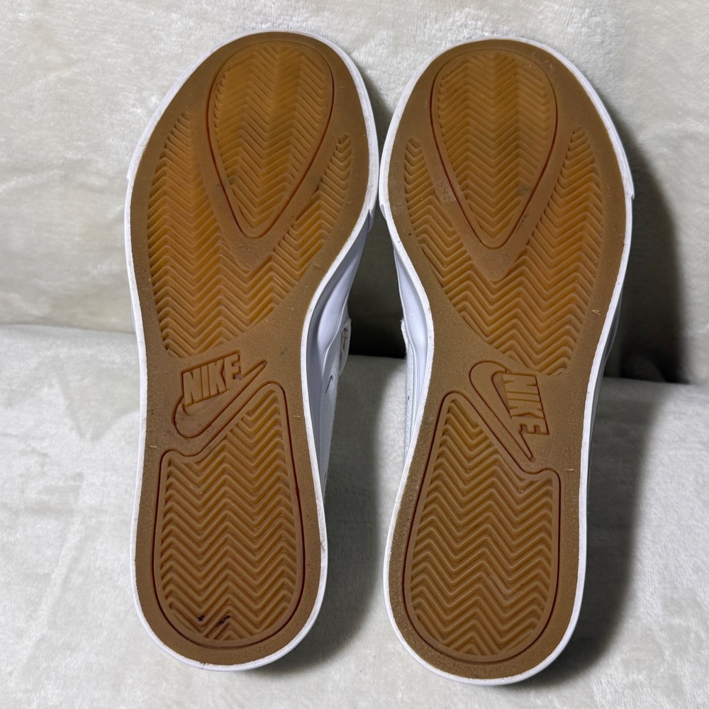 Nike Slip On Shoes White Canvas Sneakers Back to School Tenniscore Size 7.5 - Picture 7 of 10